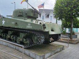 | QDT2023 | Belgien | Bastnach | Denkmal-Krieg |