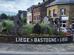 | QDT2023 | Belgien | Bastogne | Denkmal Radrennen |